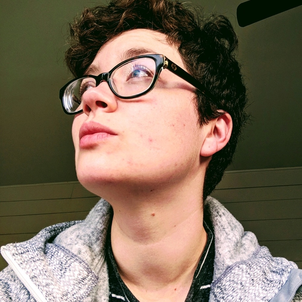 Meet your Posher, Shea